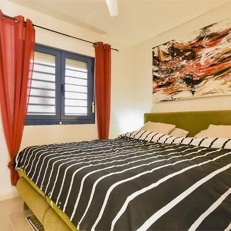South Facing 2 Bedroom In Centre Albir
